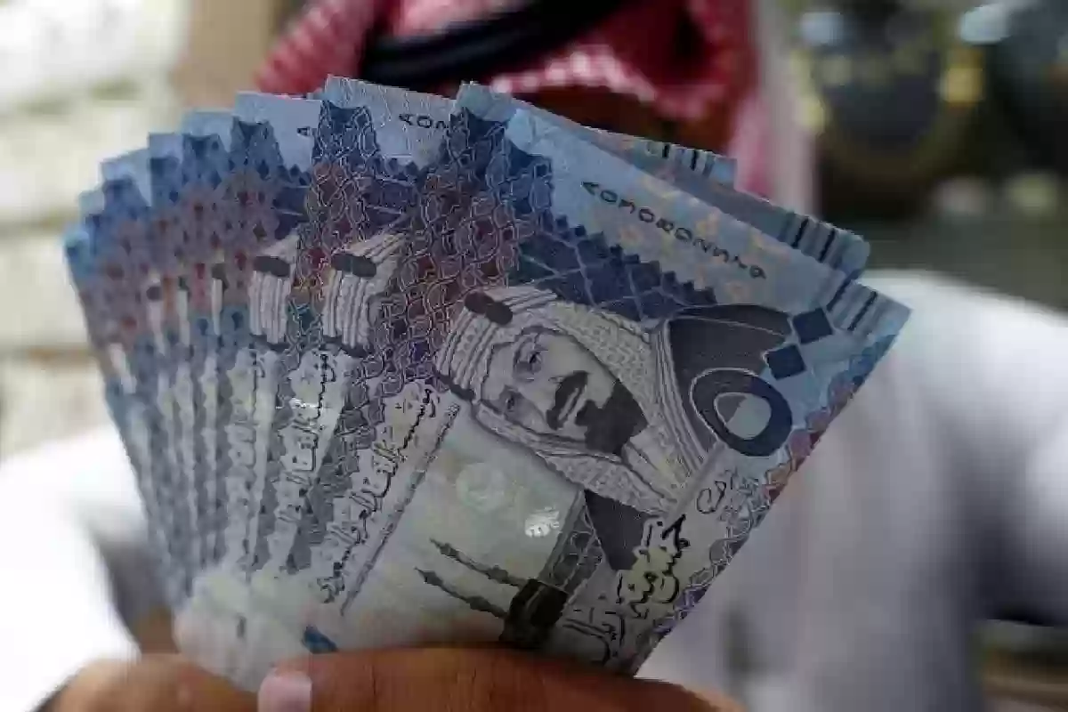 تراجع سعر الريال السعودي أمام الجنيه المصري اليوم الخميس. 