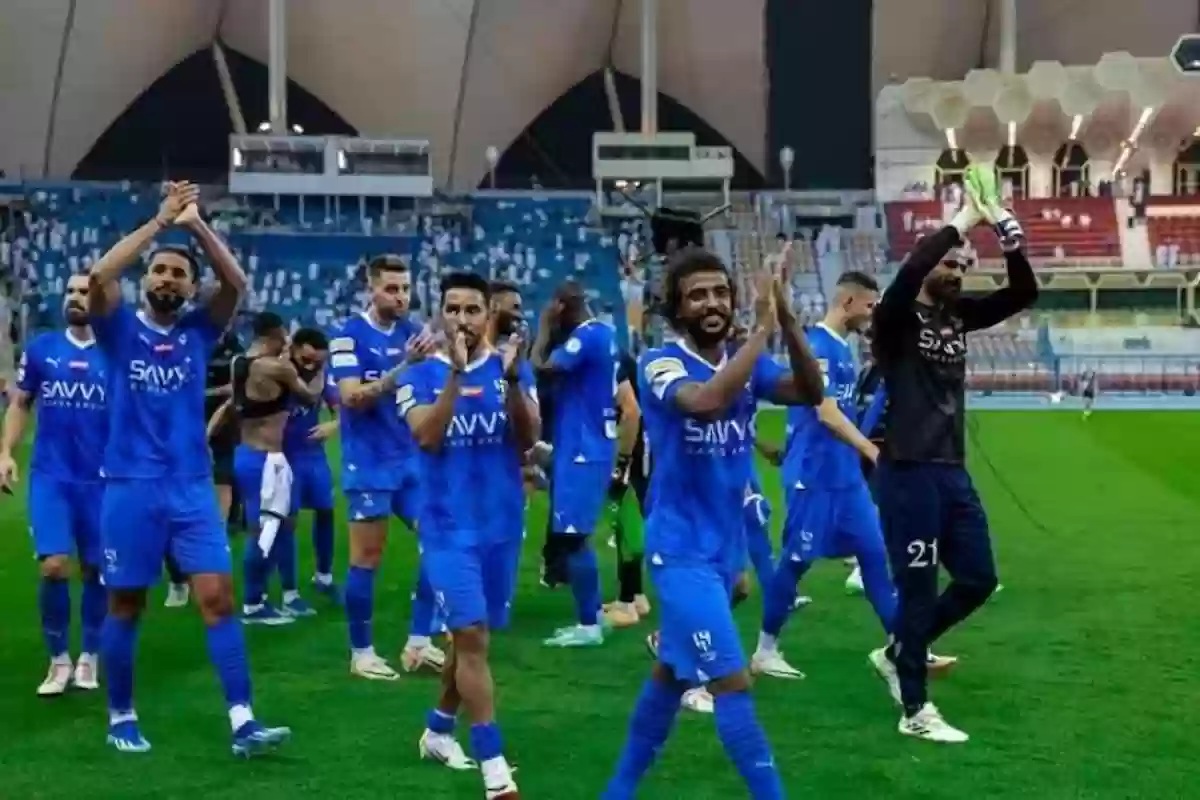 منبوذ الهلال السعودي مستمر لموسم قادم مع الفريق