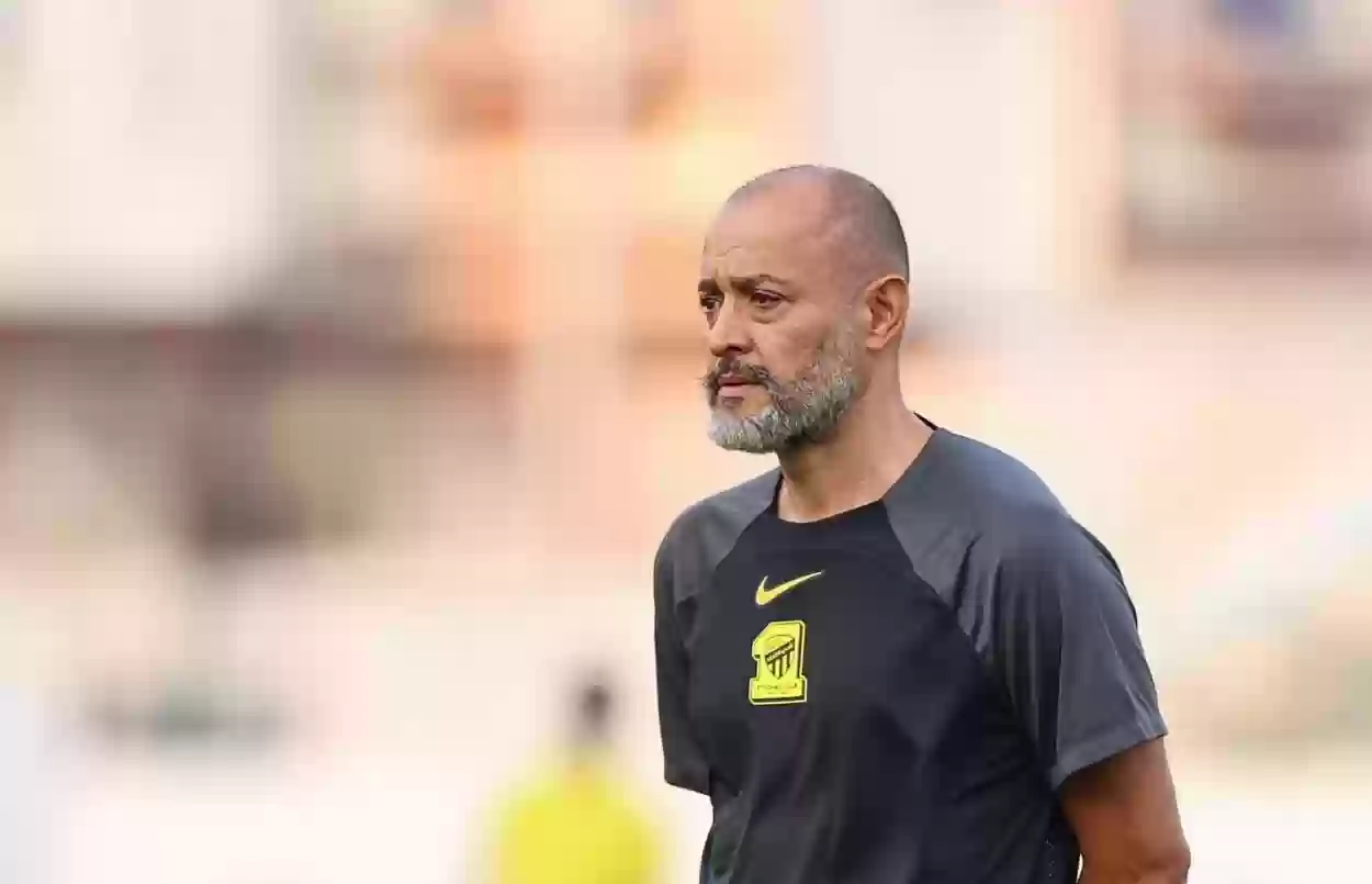 الاتحاد السعودي يودّع مديره الفني البرتغالي وهذا هو خليف سانتو