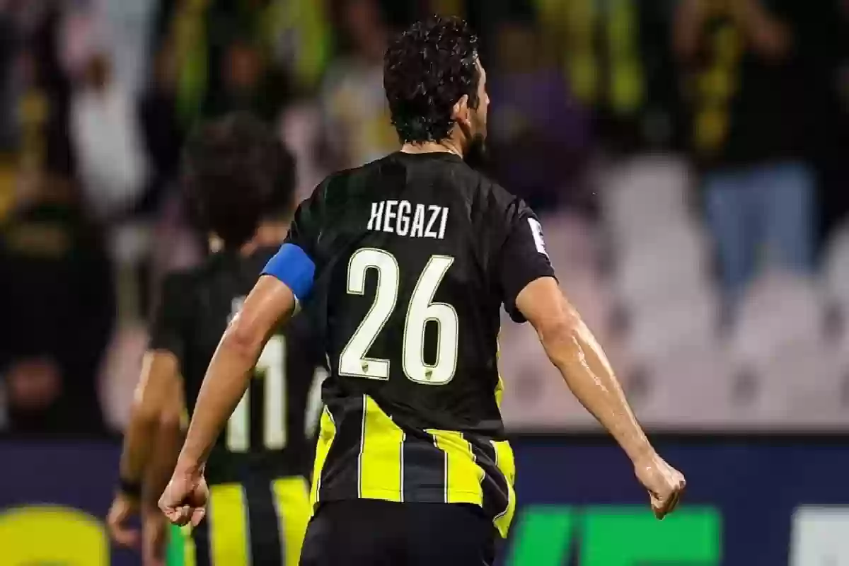 ماذا يحدث .. اقتراب نجم الاتحاد من العودة إلى الأهلي المصري!!