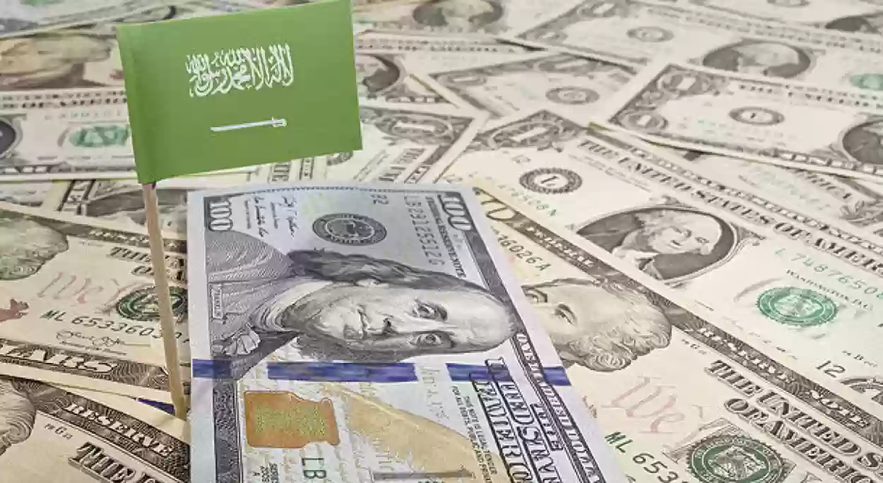 الريال السعودي في وجه قوة الدولار.