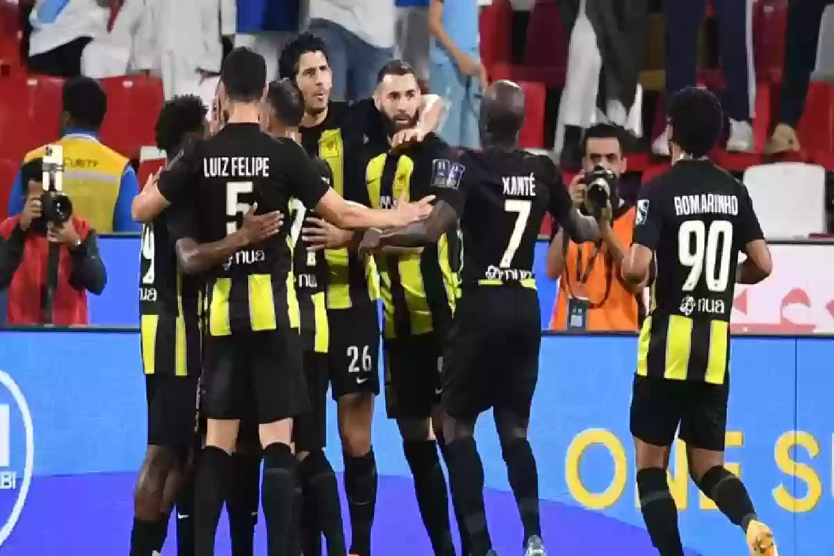 بشرى للجماهير .. الاتحاد يقترب بقوة من التعاقد مع حارس مرماه الجديد.